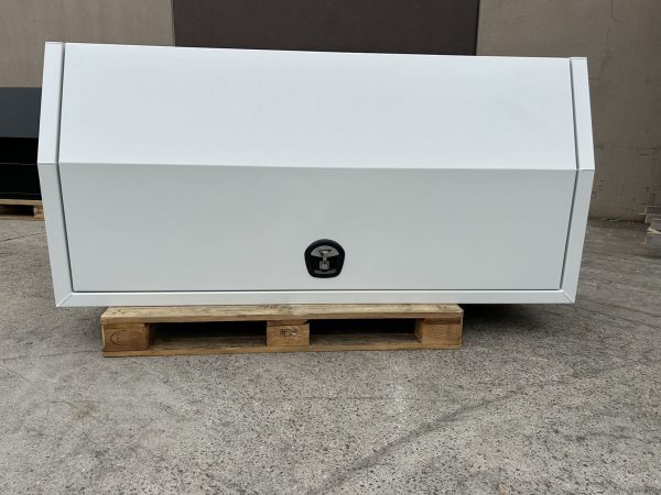 White Flat Plate Full Door Aluminiu
