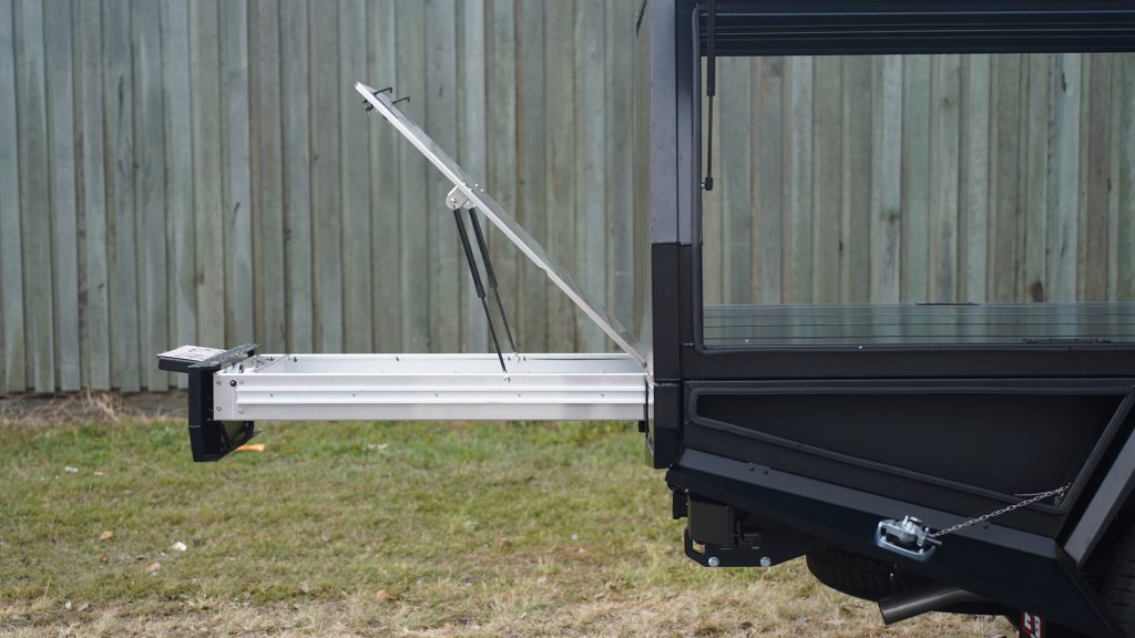 ETB Aluminium Ute Accessories:Supporting role playing a key role 1 5 1