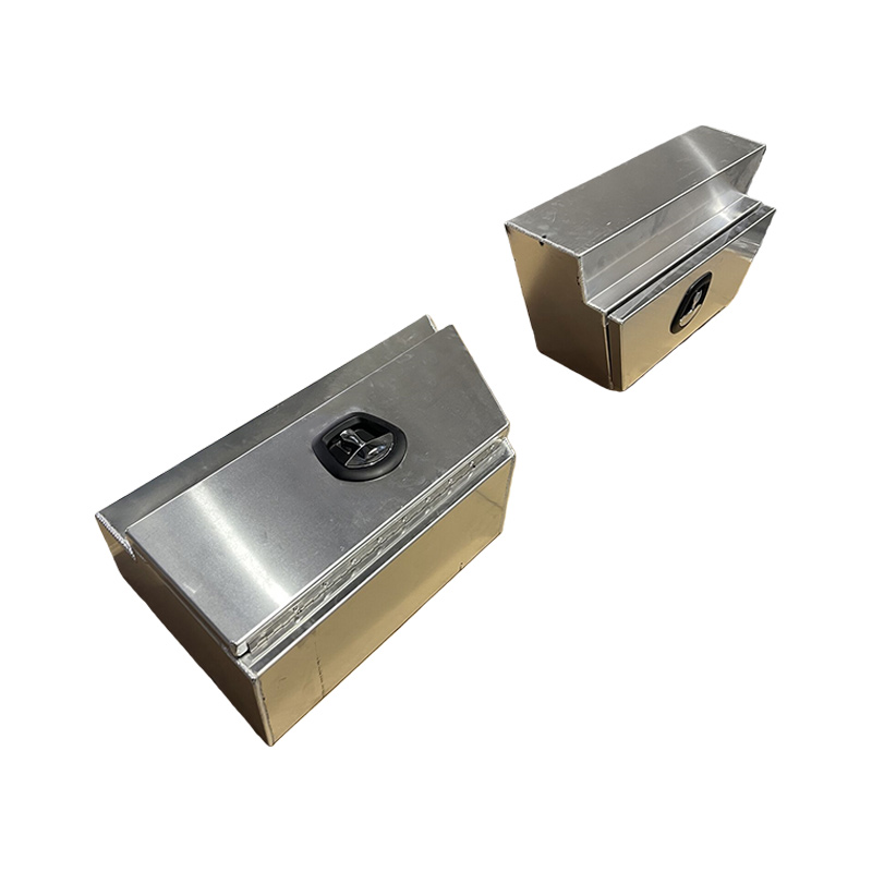 650x200x400mm Flat Plate Aluminium Under Tray Toolbox 2 650x200x400mm Flat Plate Aluminium Under Tray Toolbox - Image 2