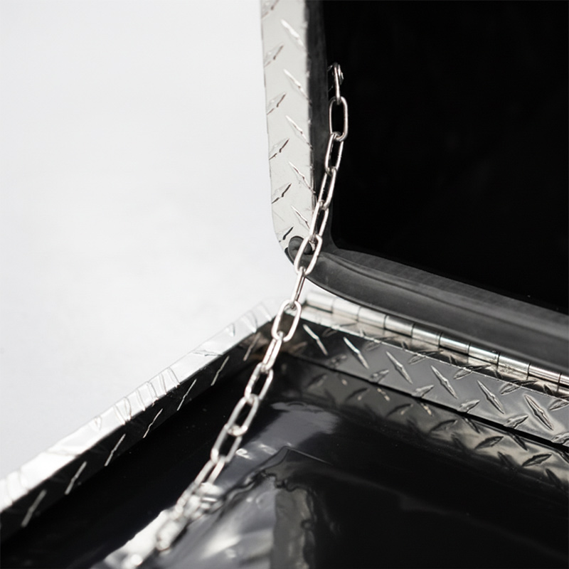 600x400x450mm Checker Plate Aluminium Under Tray Tool Boxes 5 600x400x450mm Checker Plate Aluminium Under Tray Tool Boxes - Image 5